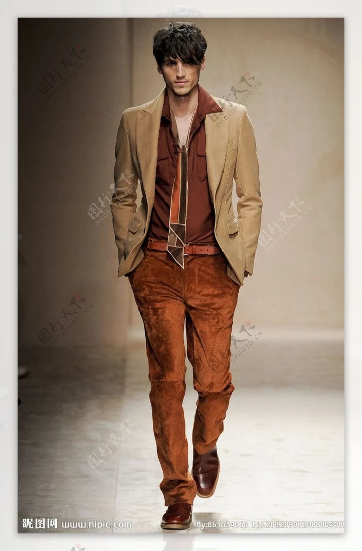 【钱总专属】2025年时尚潮流男士羊毛毛衣休闲蓝色立领-MY55028