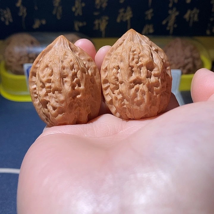 吊坠文玩核桃赤焰鸡心