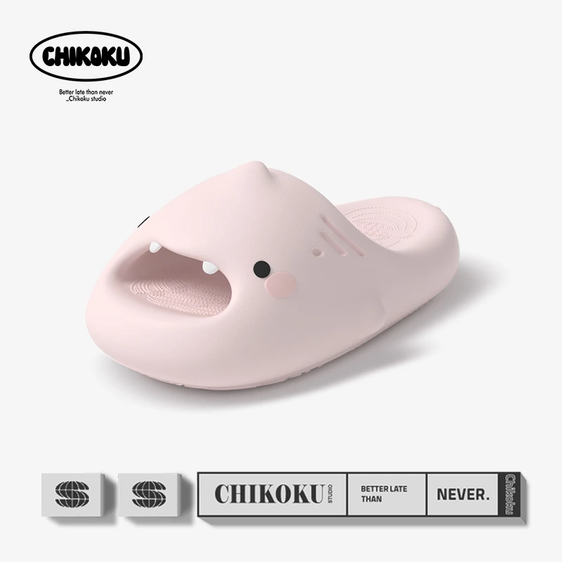 chikoku小萌鲨可爱卡通女夏居家浴室防滑男厚软底情侣外穿凉拖鞋
