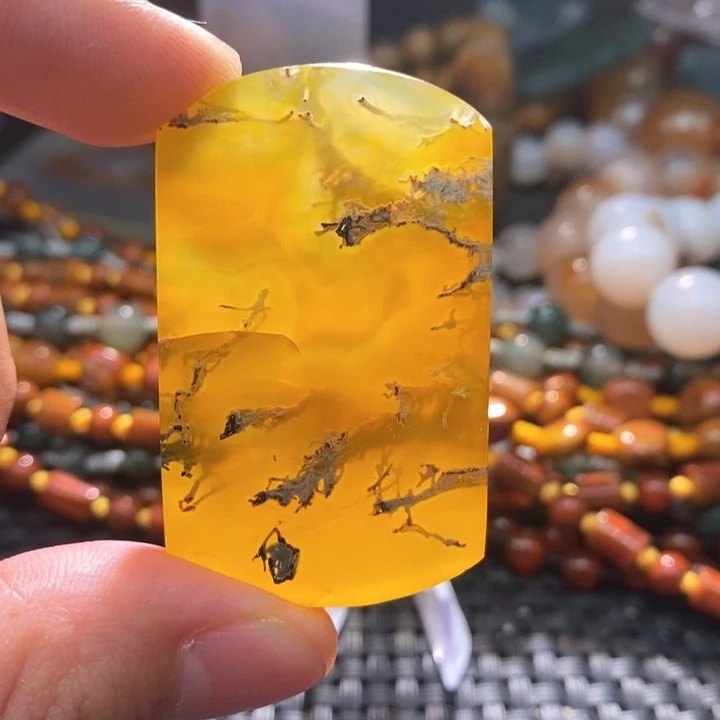 【闪购商品】玛瑙/玉髓颈饰未镶嵌温***。