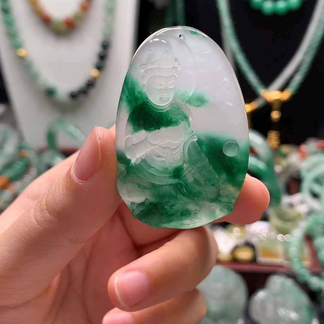 仓***玄石英质玉未镶嵌吊坠