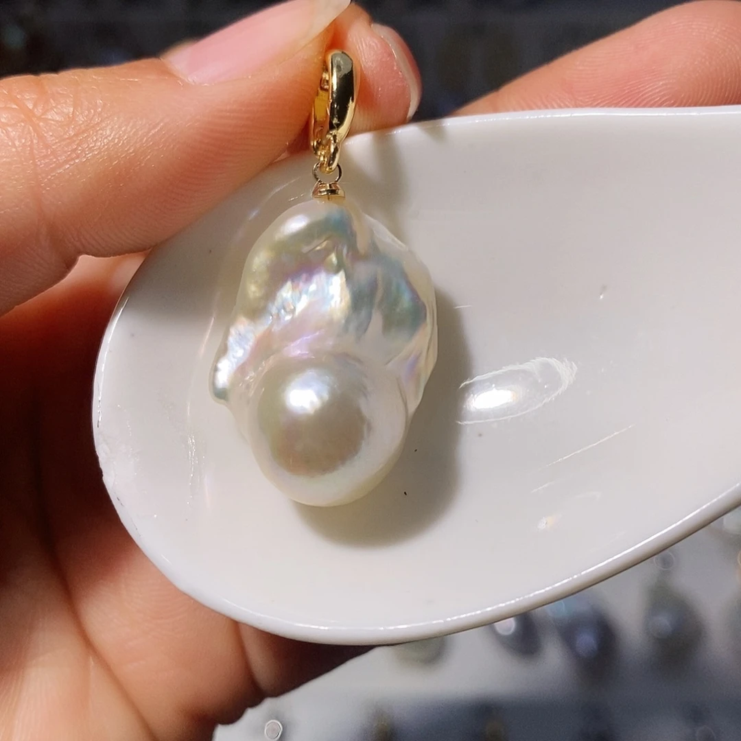 颈饰未镶嵌淡水珍珠
