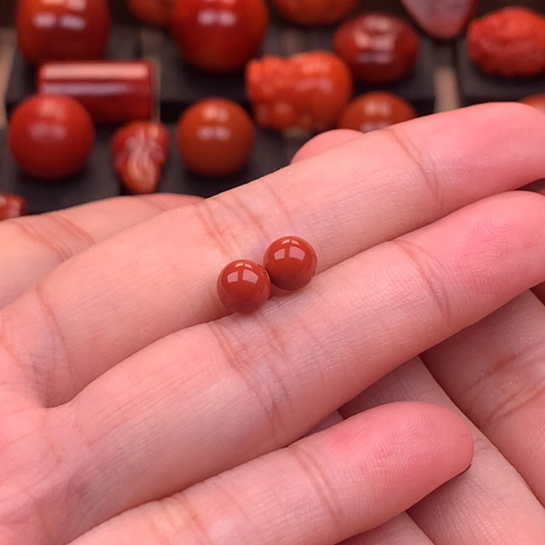 南红玛瑙未镶嵌川料原矿圆珠6mm
