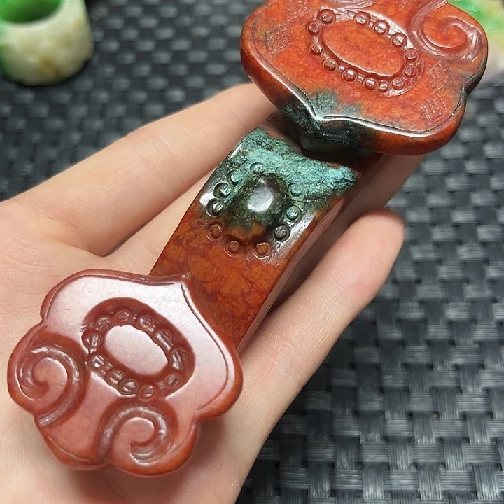 滴血莲花菩提把件