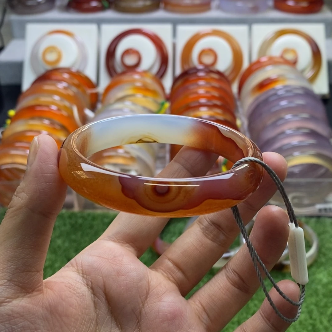 手镯玛瑙/玉髓未镶嵌