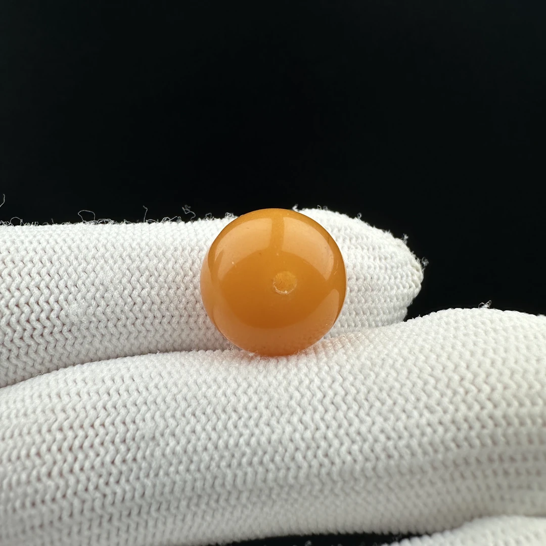 K1303天然原矿蜜蜡 鸡油红扣子13.8*10.8mm支持复检假一罚十