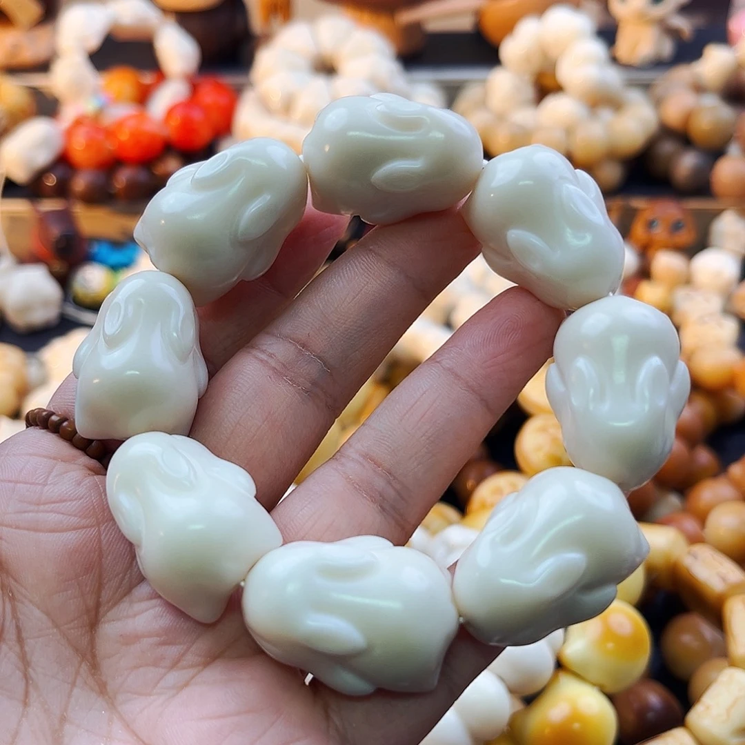 菩提根/象牙果手串小飞兔