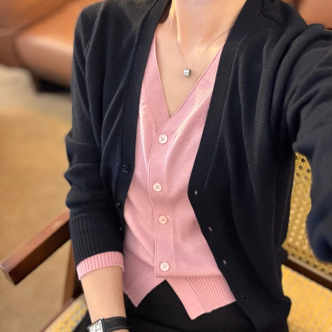 MOL CHIC"青栀"25秋冬30精仿羊毛衫女定纺假两件开衫莫兰M25105-2