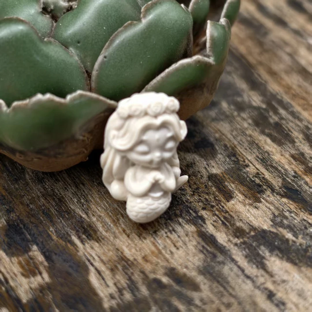 T633【美人鱼】精品猛犸象牙24*14.9左右文玩吊坠锁骨精工挂件