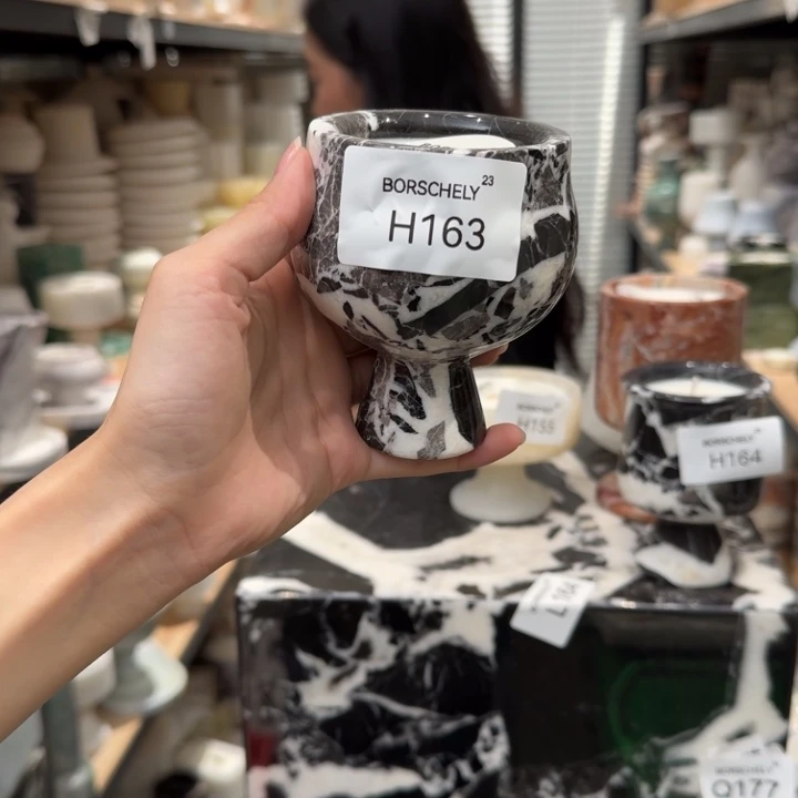 H163。   爱。