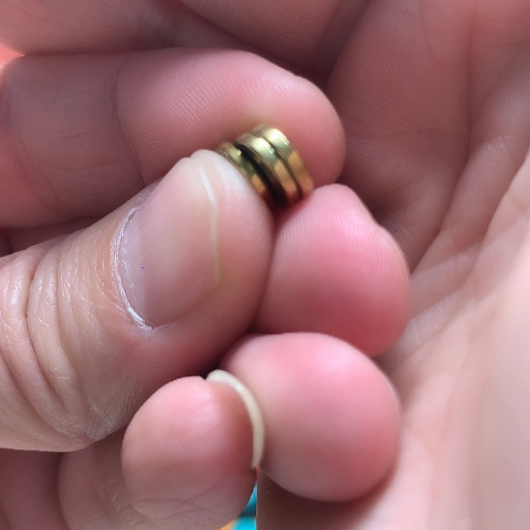 颈饰琉璃金色8mm隔片