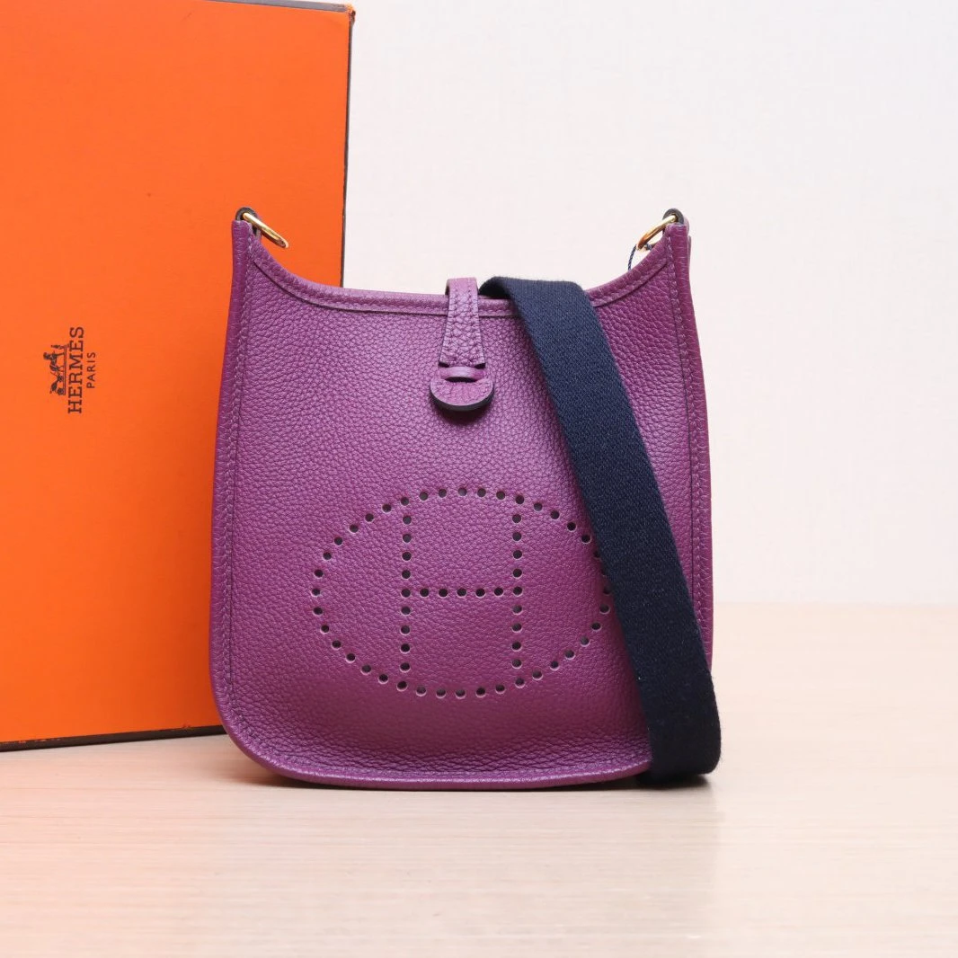 95新 Hermes/爱马仕 黑黑精选335199Evelyne Mini 海军蓝拼海葵紫