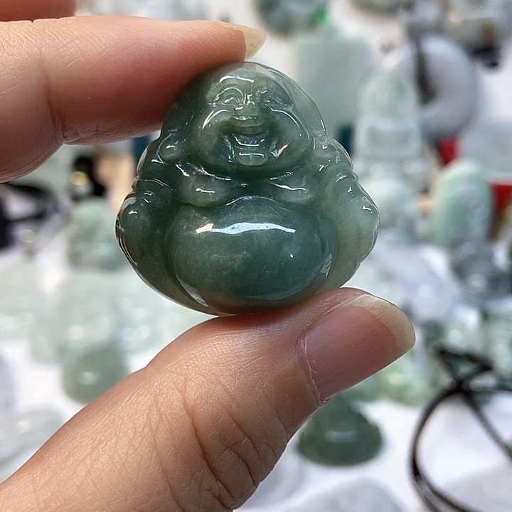 未镶嵌翡翠胸饰佛公