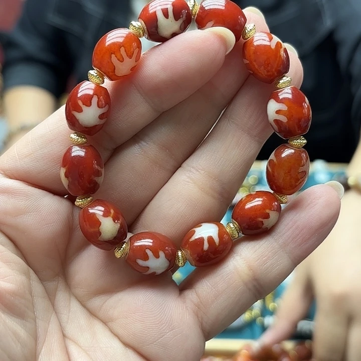 玛瑙/玉髓颈饰合金