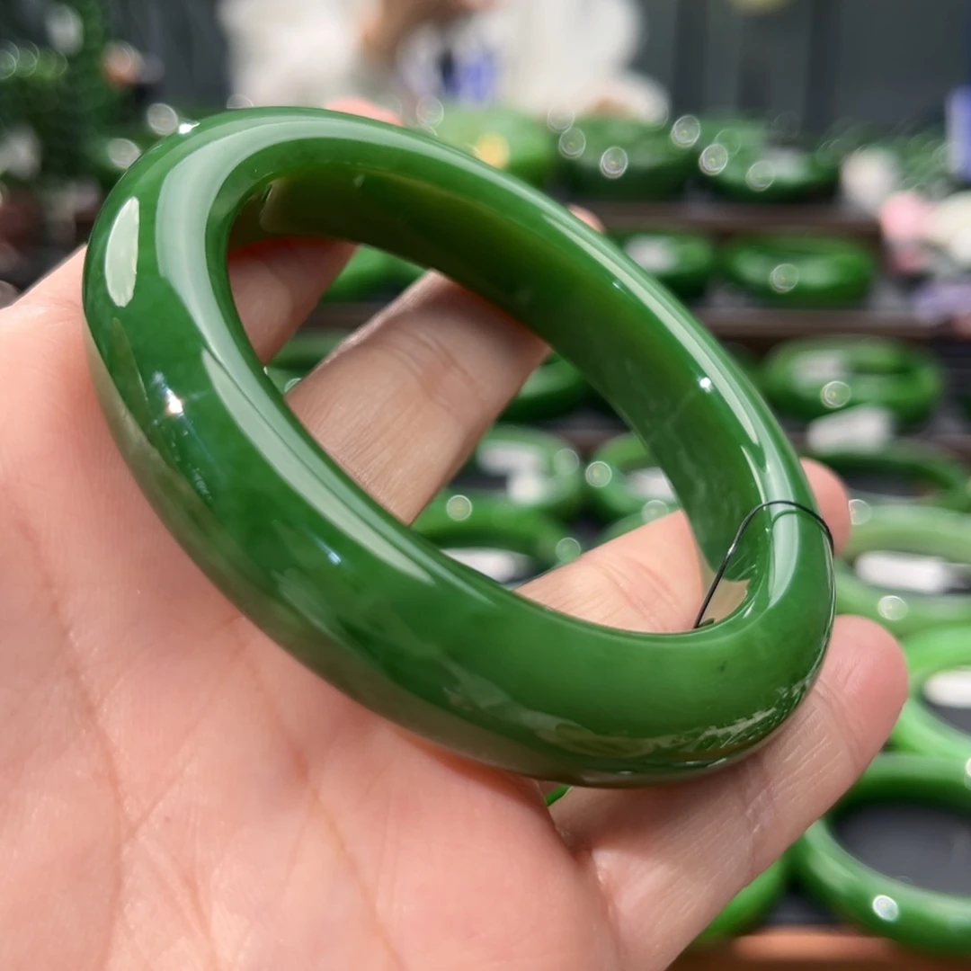 未镶嵌手镯和田玉（碧玉）