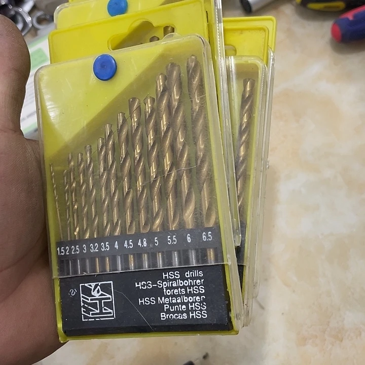 钻头四个一单发货