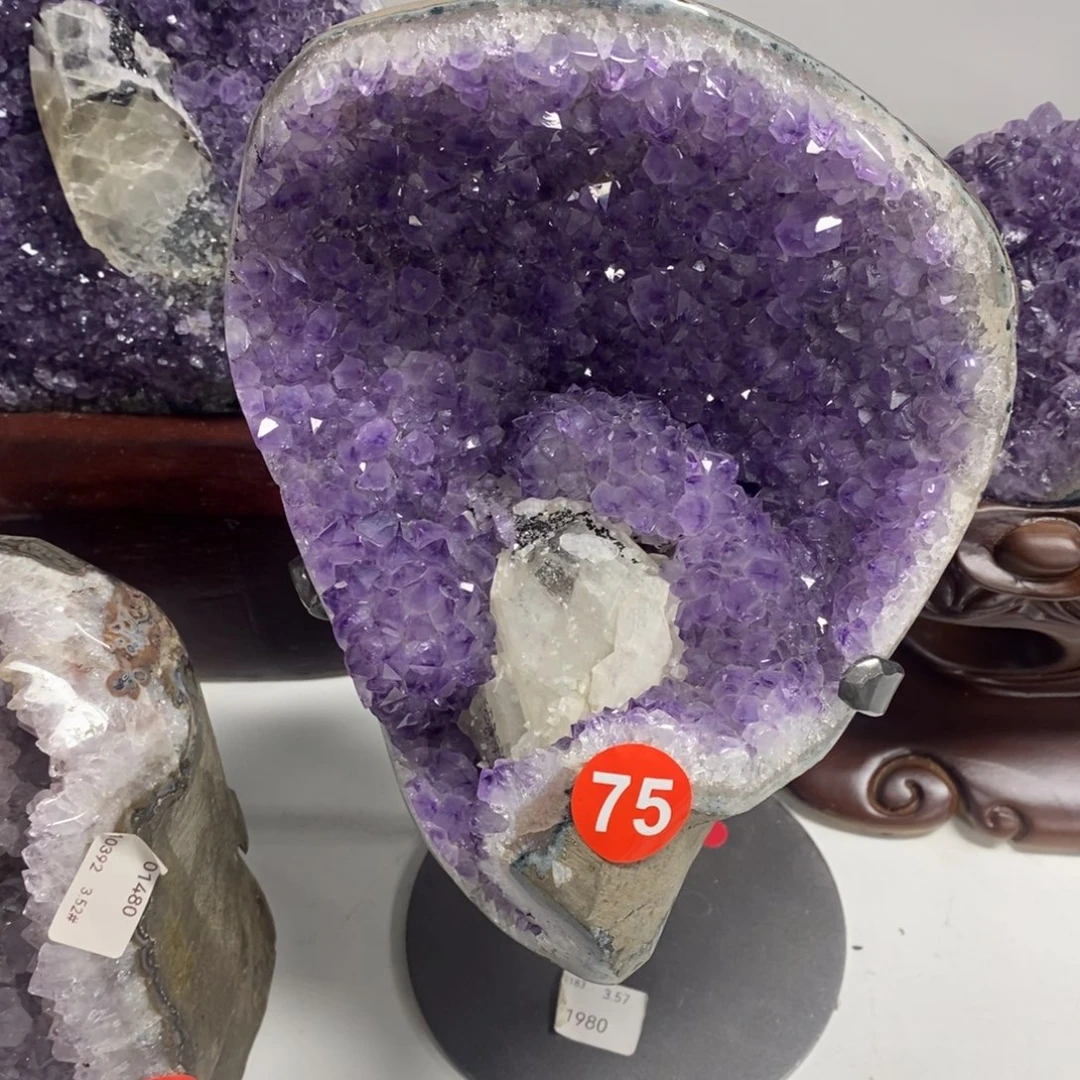 未镶嵌大型摆件（非配饰）紫晶