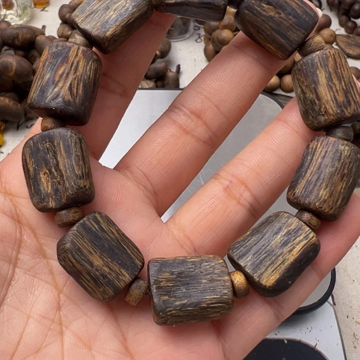 韩***9棋楠沉香排珠20克