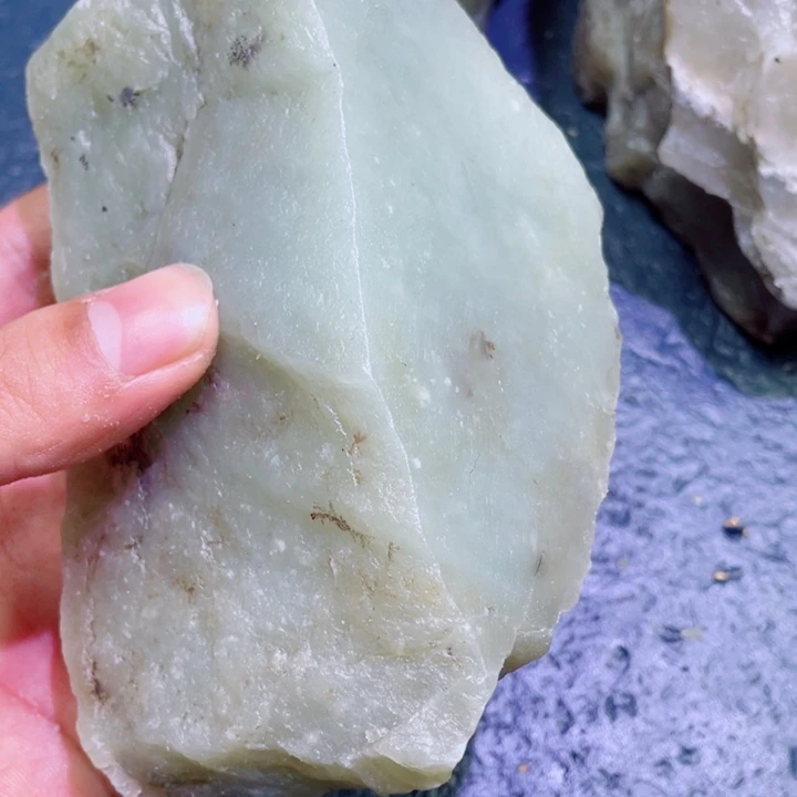 和田玉未镶嵌珠宝半成品