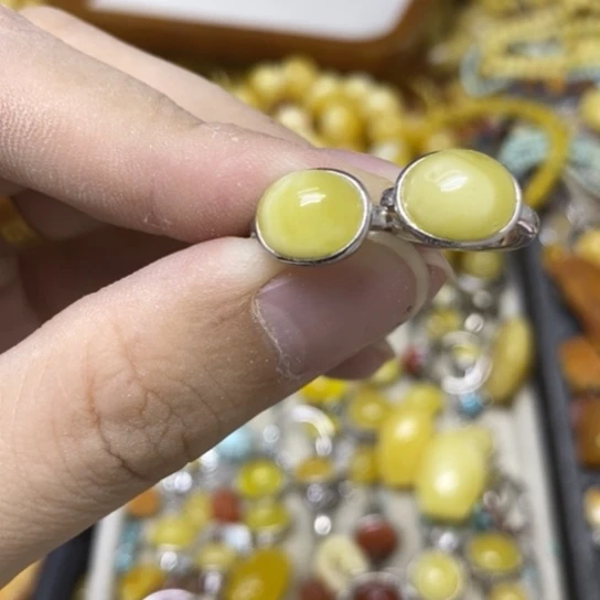 蜜蜡银S925镶嵌裸石耳扣