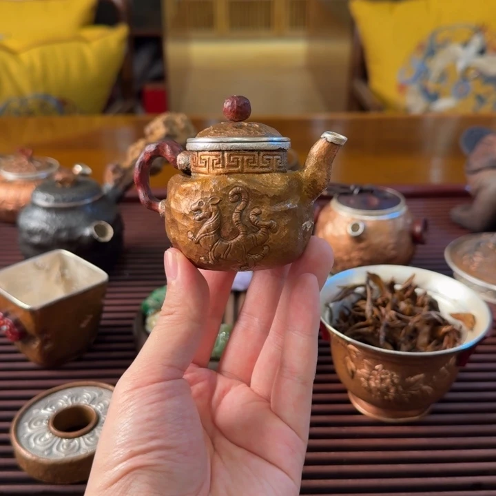 小赤龙岩茶泡茶壶铜包银一张打