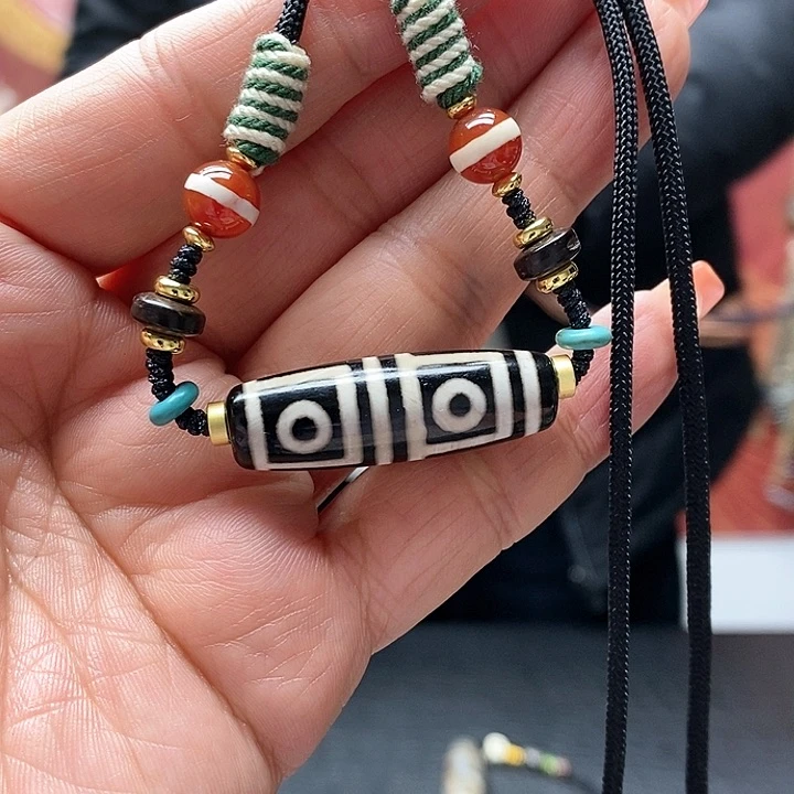 玛瑙/玉髓颈饰合金