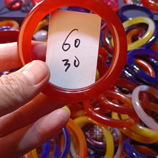 玛瑙/玉髓手镯未镶嵌