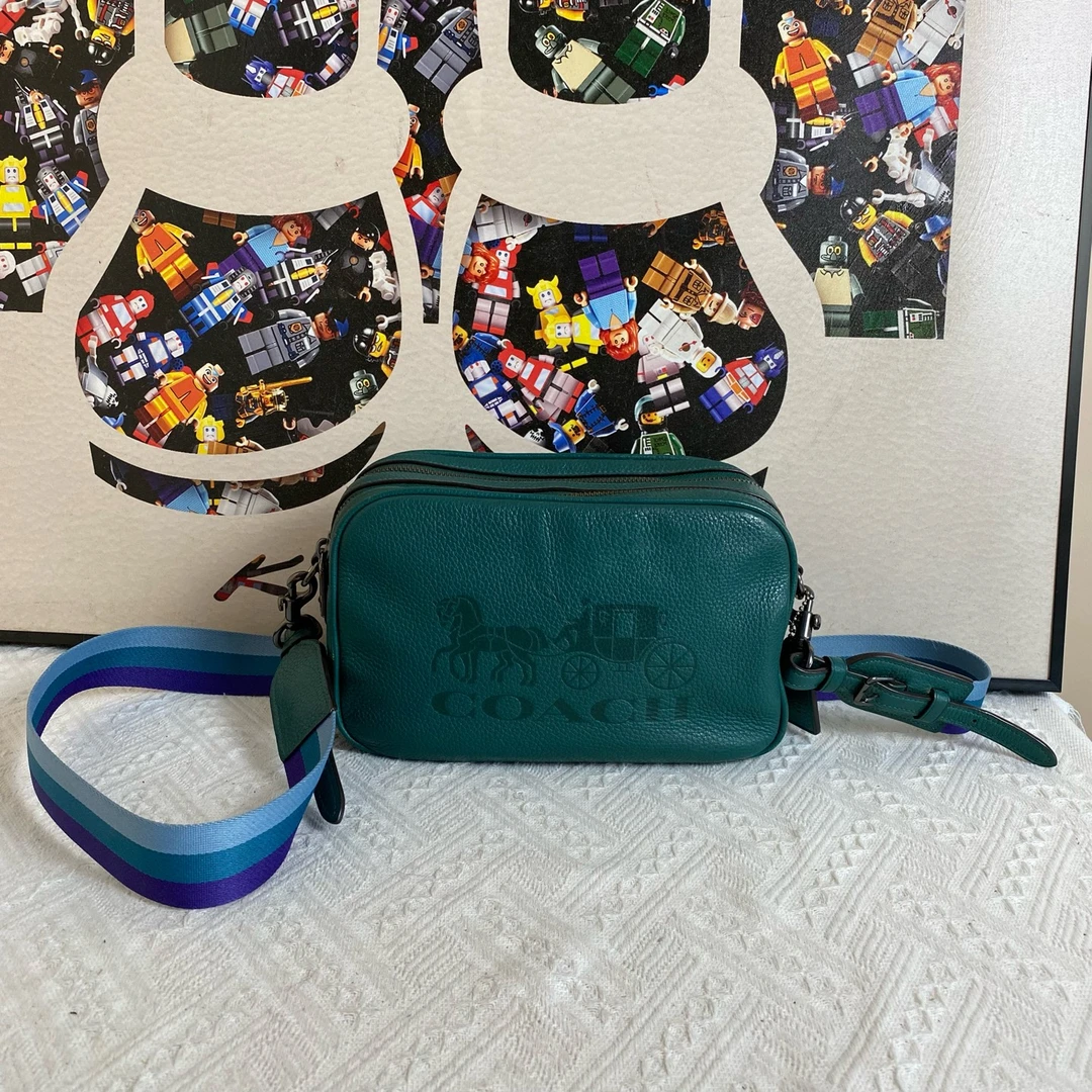 95新 COACH/蔻驰 19693斜挎包