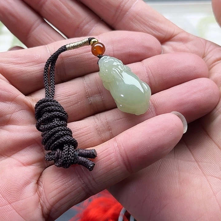 和田玉未镶嵌颈饰新疆和田玉且末钢板料貔貅吊坠