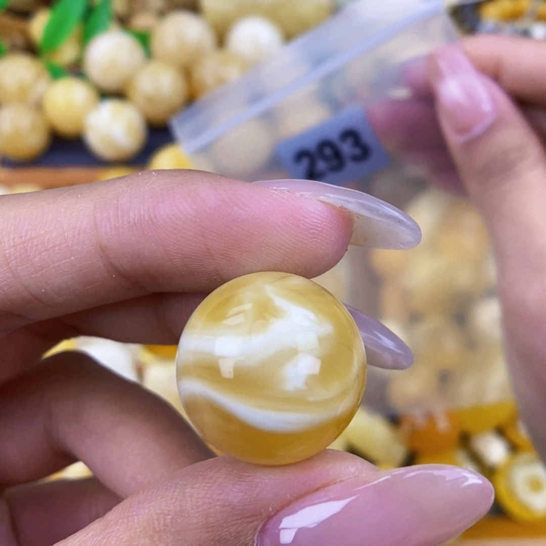 未镶嵌琥珀珠宝奇石18.8 粉