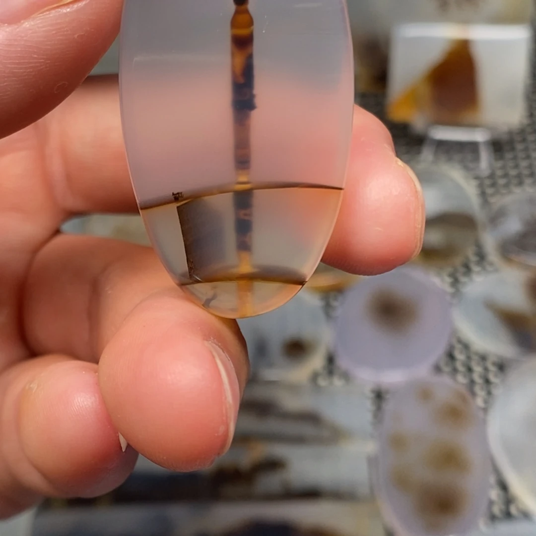 石***1玛瑙/玉髓吊坠未镶嵌