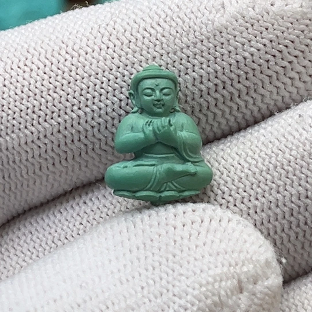 绿松石未镶嵌颈饰