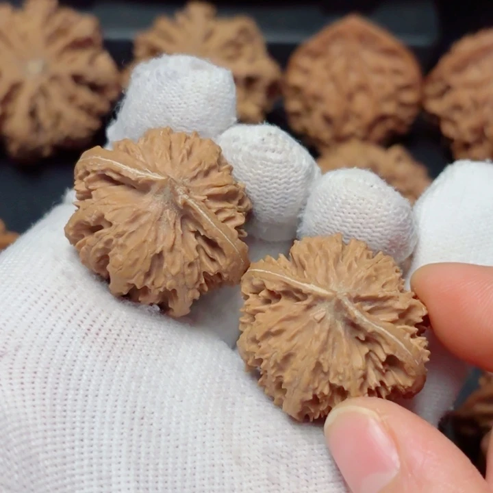 淡***。文玩核桃吊坠秦岭灯笼29
