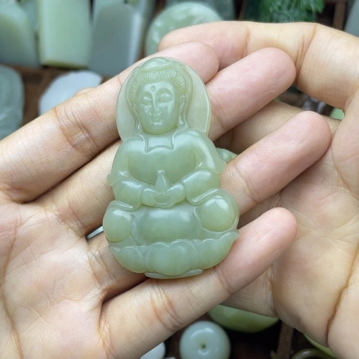 颈饰未镶嵌和田玉