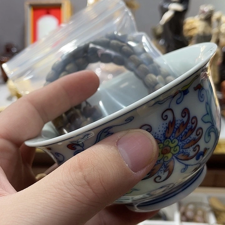 瓷片精致雕刻工艺