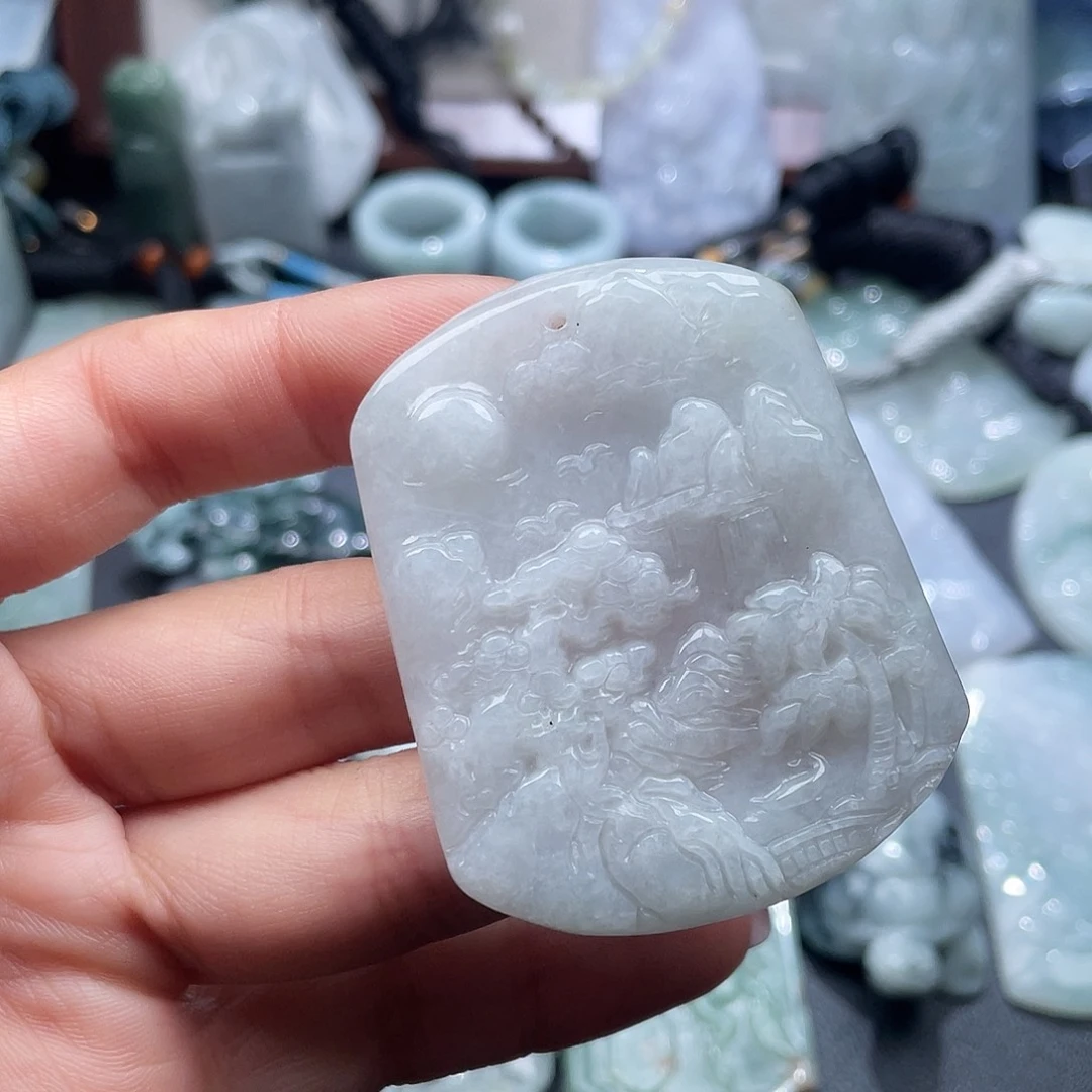 翡翠未镶嵌颈饰翡翠