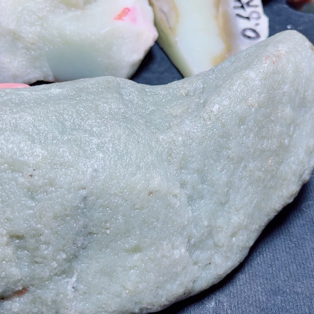 未镶嵌和田玉珠宝奇石