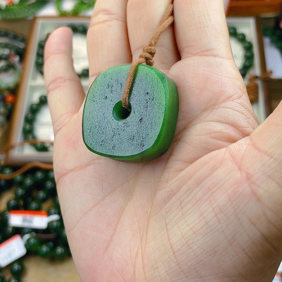 和田玉未镶嵌颈饰原*