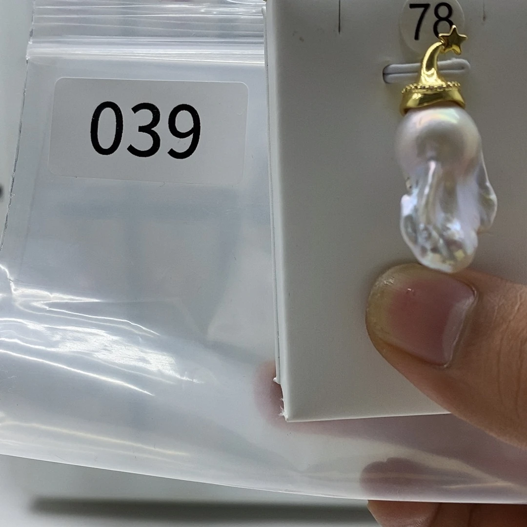 合金颈饰淡水珍珠