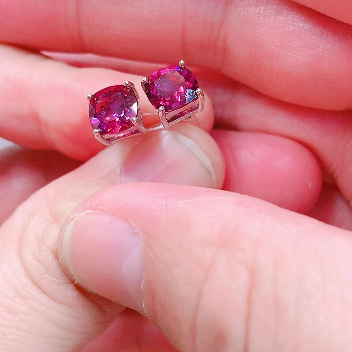 石榴石耳钉银S925镶嵌