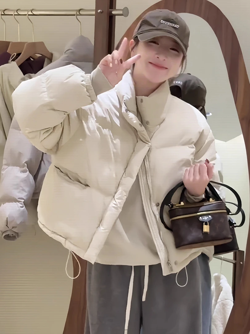 白鸭绒短款羽绒服女冬季2025年新款今年流行爆款小个子面包服外套