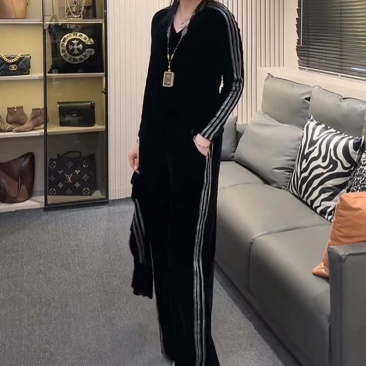 小个子秋季套装金丝绒侧条长袖休闲V领上衣阔腿裤新款秋冬气质