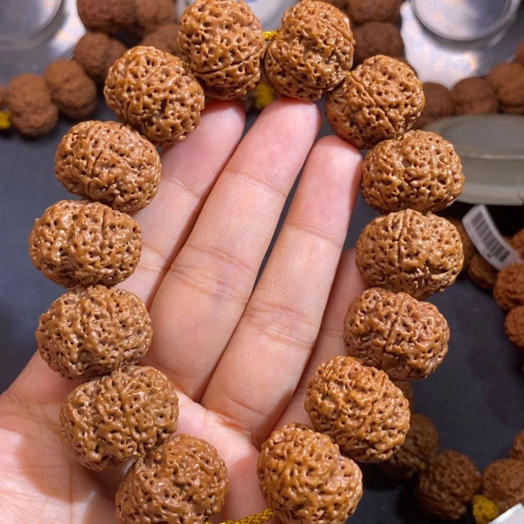 大***宿金刚菩提手串满天星蜂王23mm