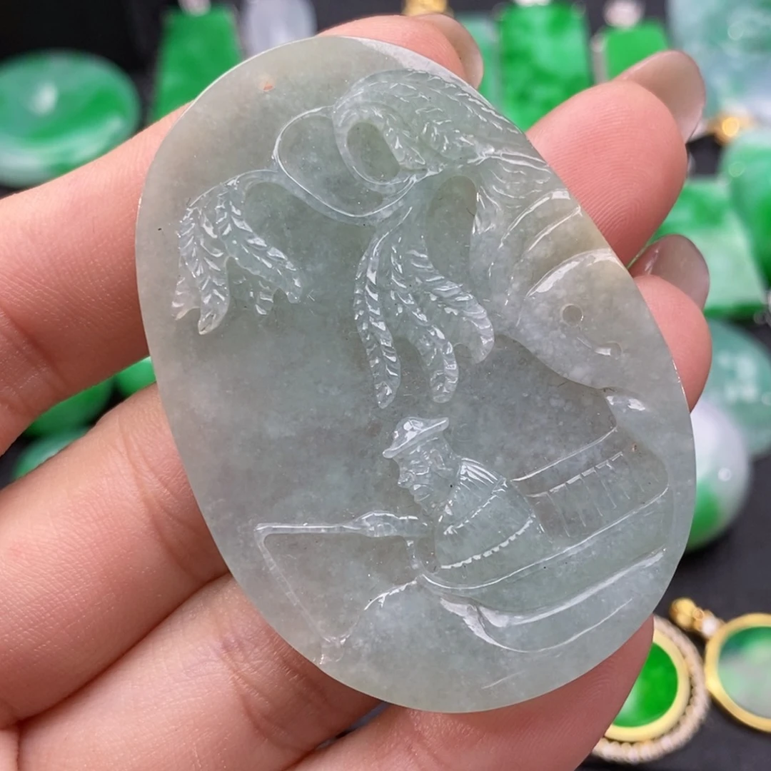 翡翠颈饰未镶嵌翡翠