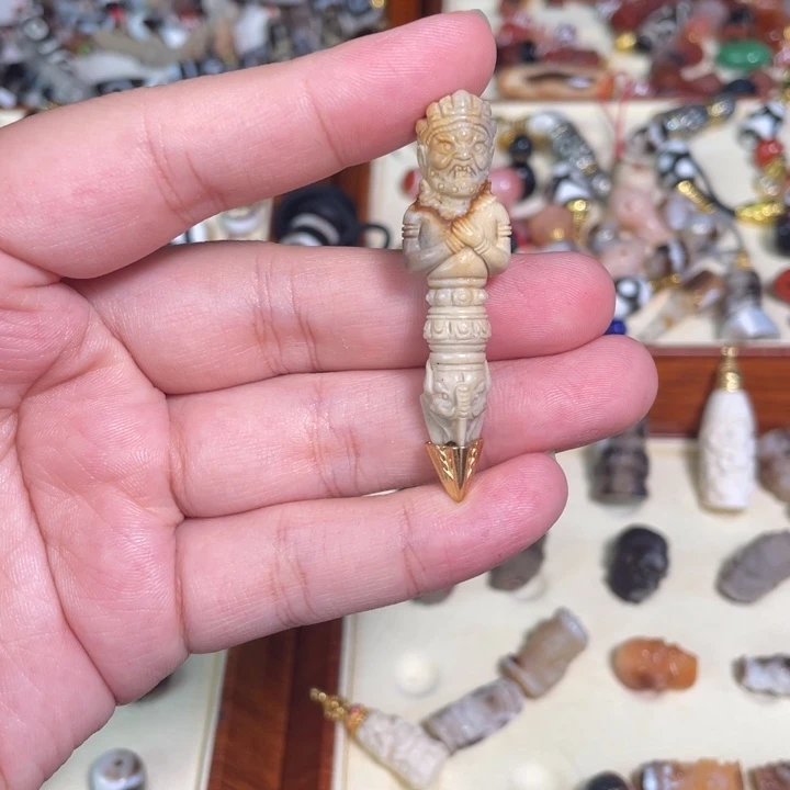 玛瑙/玉髓未镶嵌颈饰63