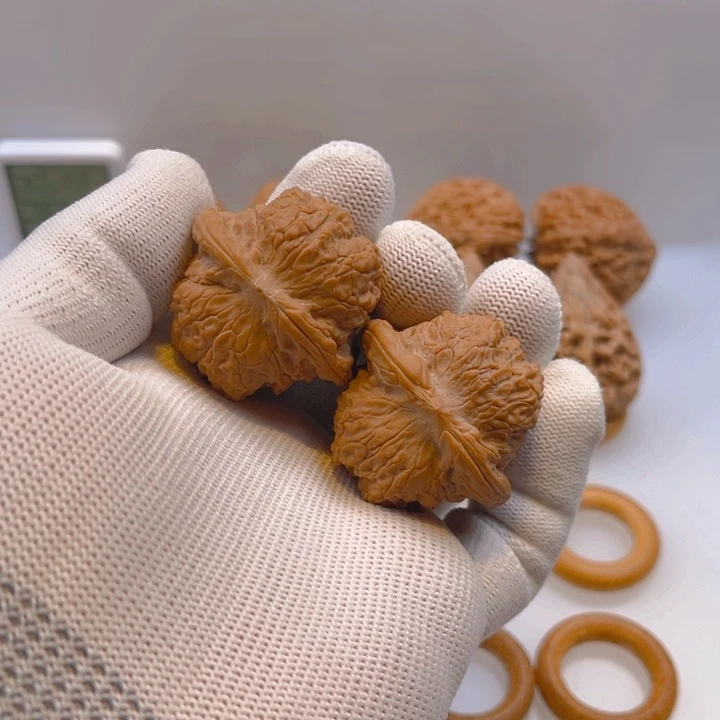 文玩核桃把件41mm头货血麒麟（尖微微微微描）