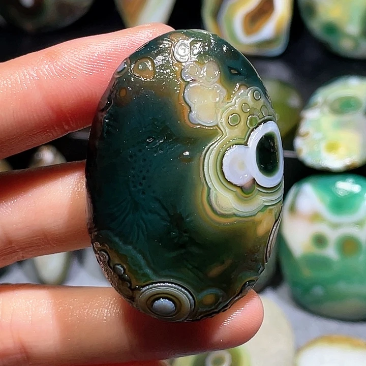 未镶嵌玛瑙/玉髓珠宝奇石