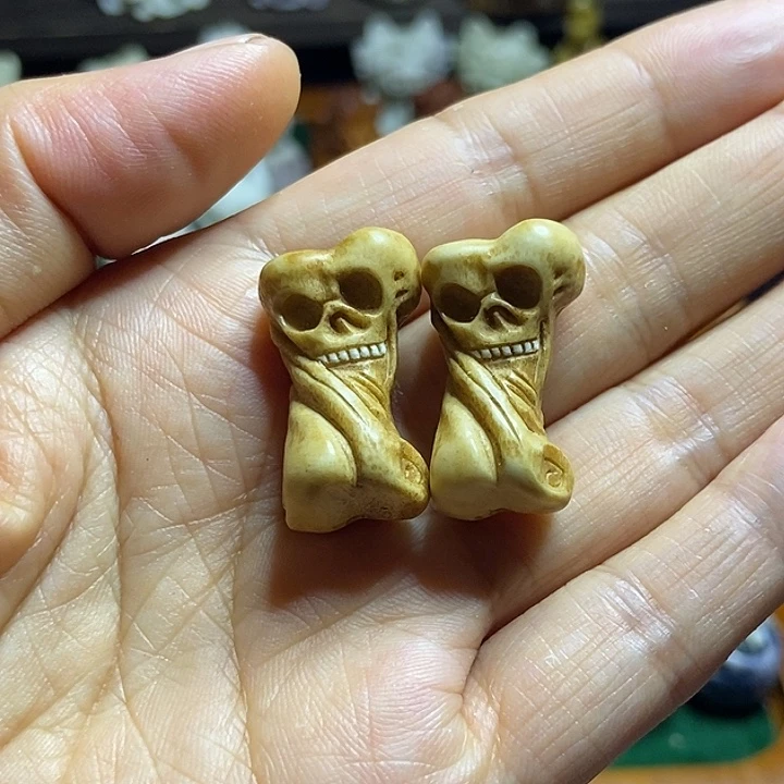生***意配饰鹿角雕刻一对出