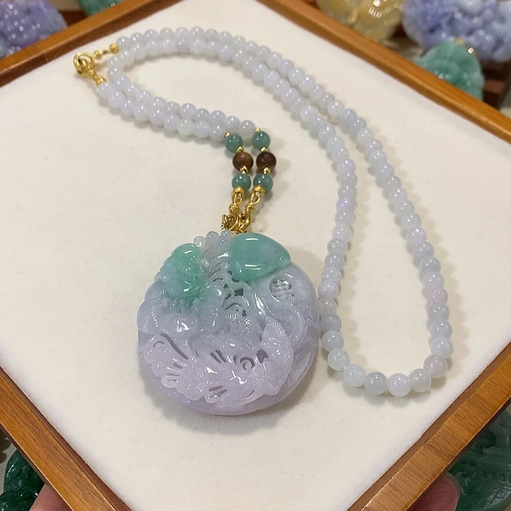 翡翠未镶嵌颈饰翡翠吊坠