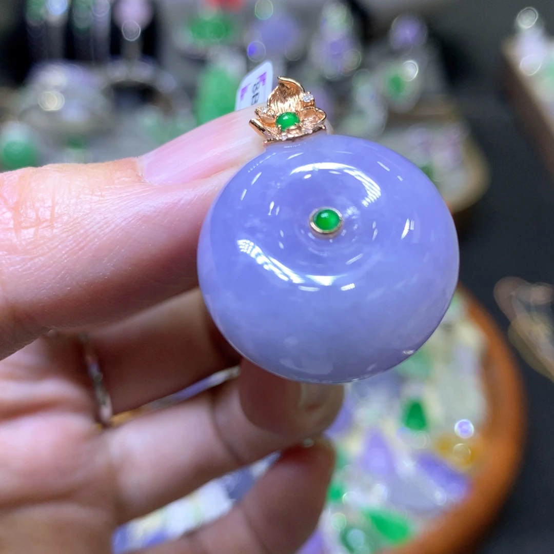 【闪购商品】翡翠颈饰18K金镶嵌翡翠吊坠项链